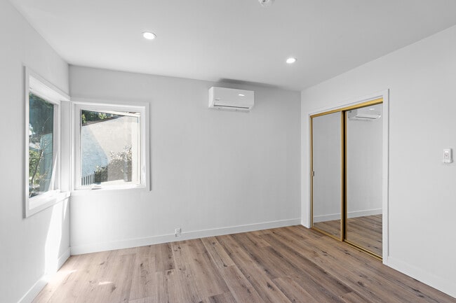 2nd bedroom - 2621 Veteran Ave