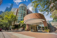 Building Photo - 440 N McClurg Ct