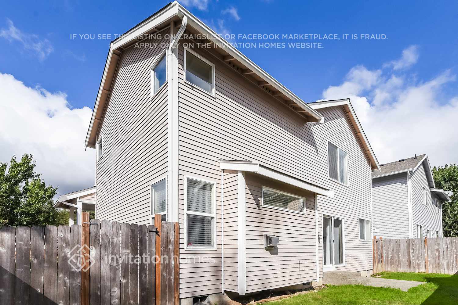 Building Photo - 12717 117th Ave E