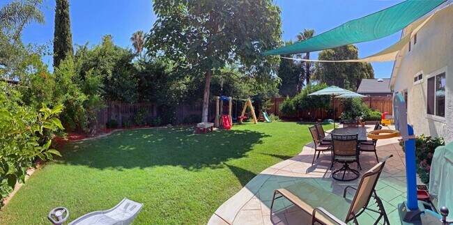 Building Photo - Beautiful 3 Bedroom, 2 Bathroom Remodeled Home & Solar!