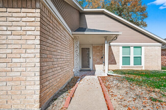 Building Photo - 1010 Valley Ranch Dr