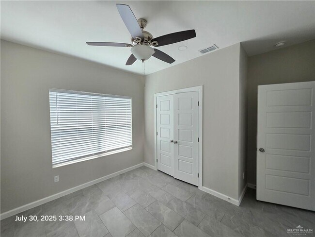 Building Photo - 24 Israel E Ave