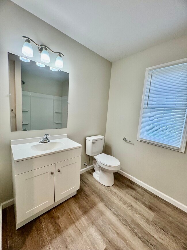 Building Photo - 96 Duncan Ln