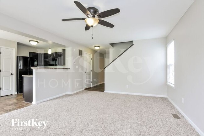 Building Photo - 824 Cadbury Dr