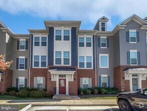 Building Photo - 8255 Knight Station Way