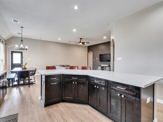 Building Photo - 16022 Coco Shores Ct