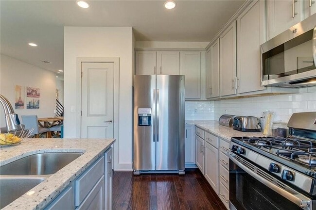 Building Photo - 2057 Local Rebel Lp