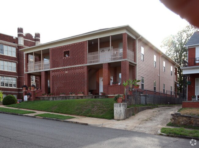 Building Photo - Springs Manor Apartments