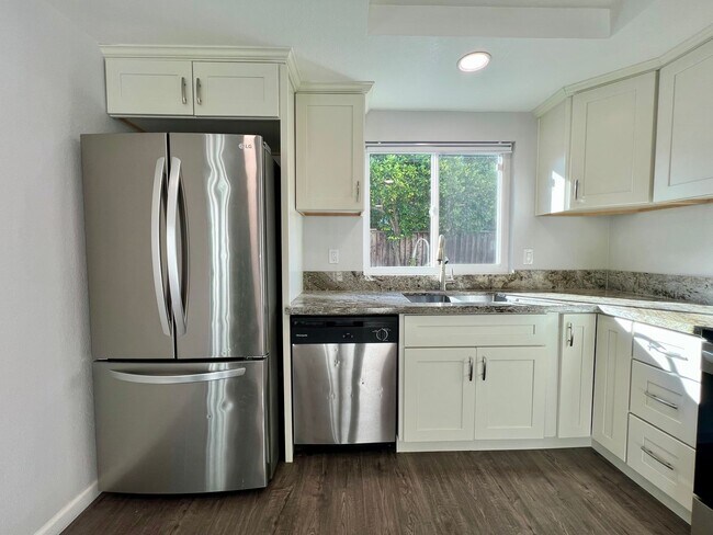 Building Photo - 3-Bedroom San Jose Home for Rent on a Quie...