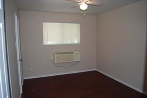 Building Photo - 811 S Mesquite St