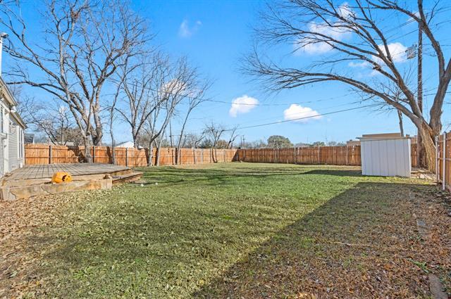 Building Photo - 3809 Carolyn Rd