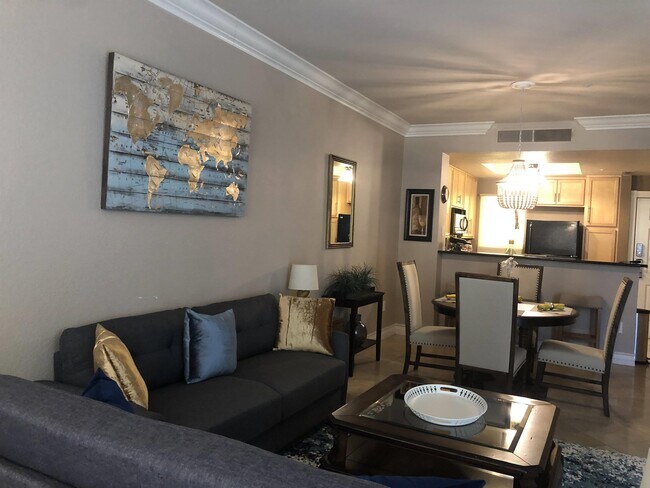 Building Photo - 270 E Flamingo Rd