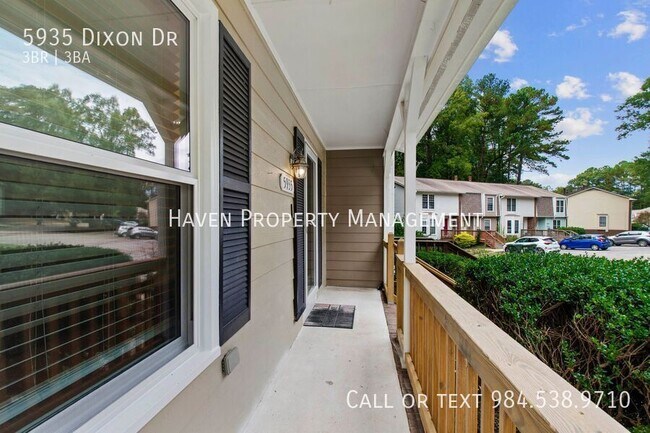 Building Photo - 5935 Dixon Dr