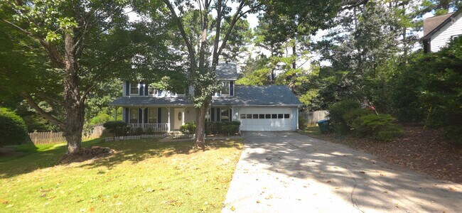 Building Photo - Beautiful Home in Tucker