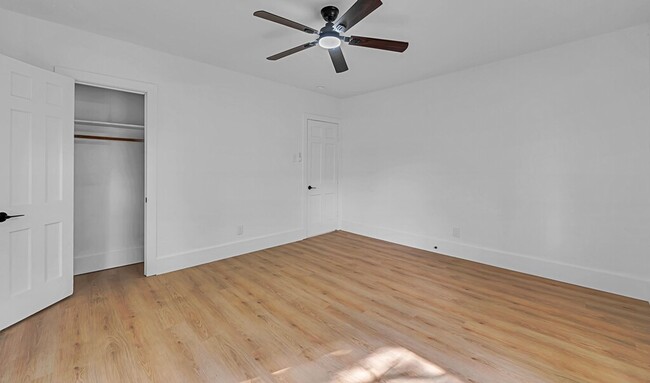 Building Photo - Newly remodeled 2 bedroom / 1 bath house!