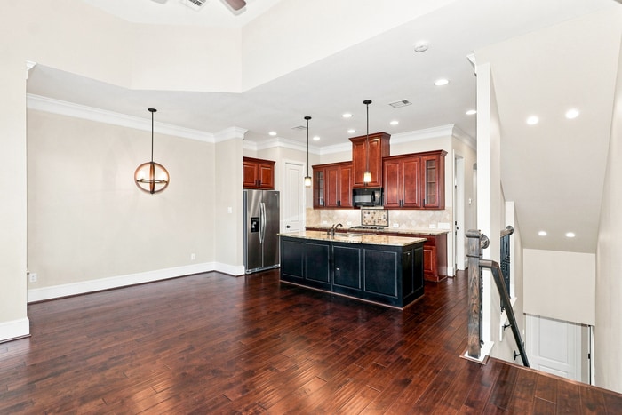 Building Photo - 2702 Church Wood Dr