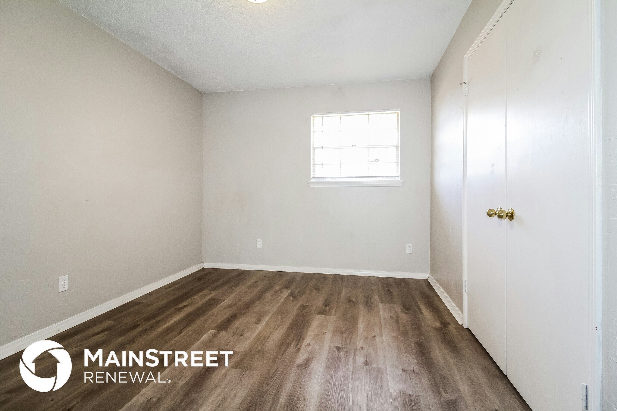 Building Photo - 808 Lotus Ave
