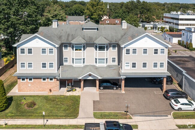 Primary Photo - 275 Liberty Ave