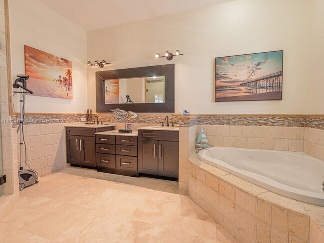 Building Photo - 30825 Ortega Ln