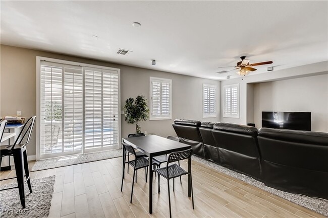 Building Photo - 261 Lenape Heights Ave