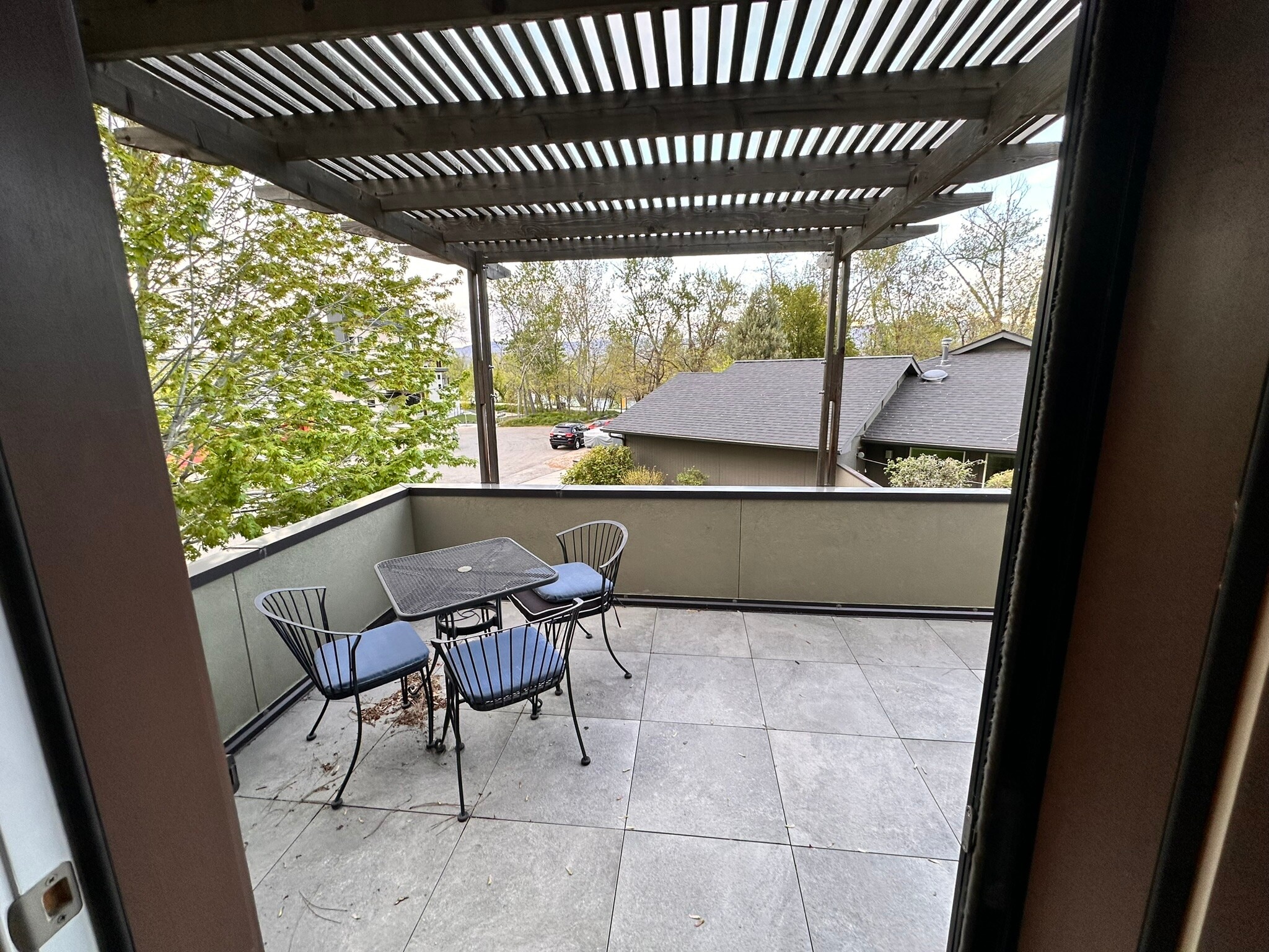 Balcony - 211 E 33rd St