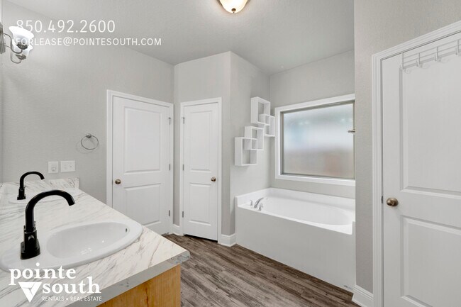 Building Photo - 10693 Trailblazer Wy