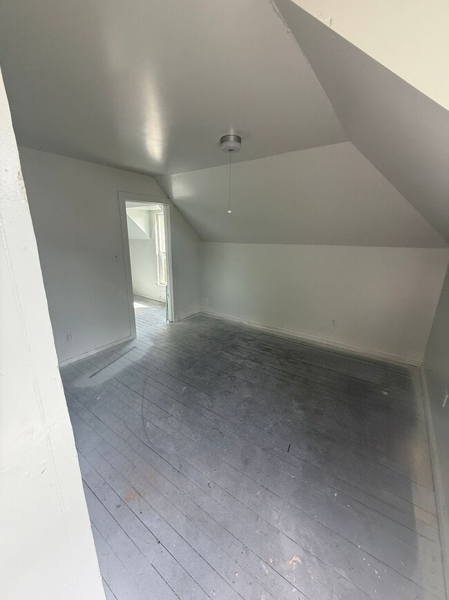 Building Photo - CKJ01