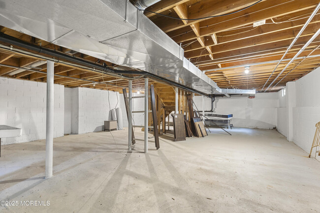 Building Photo - 1244 Hickory St