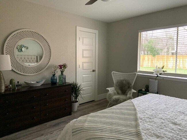 Building Photo - 508 Chisholm Valley Dr