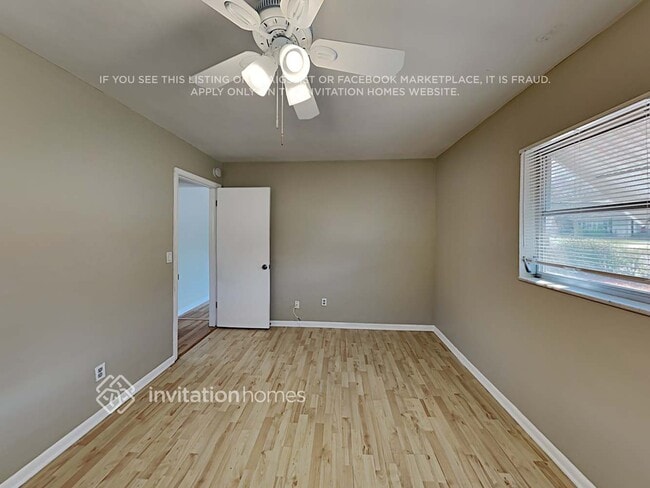 Building Photo - 1827 Barbara Ln