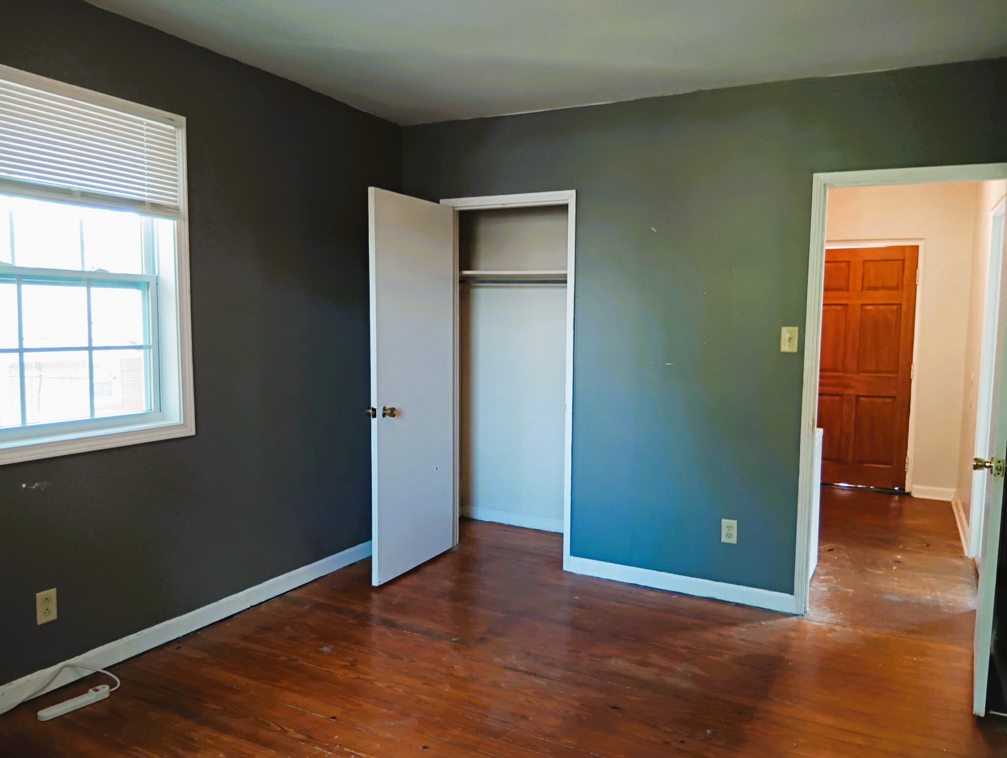 Bedroom - 3408 Montgomery St