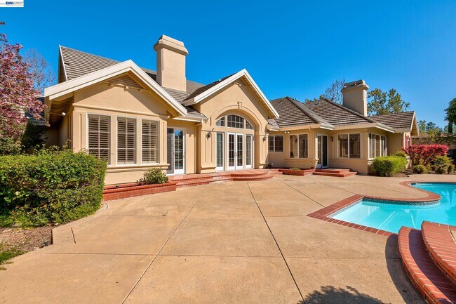 Building Photo - 2779 E Ruby Hill Dr