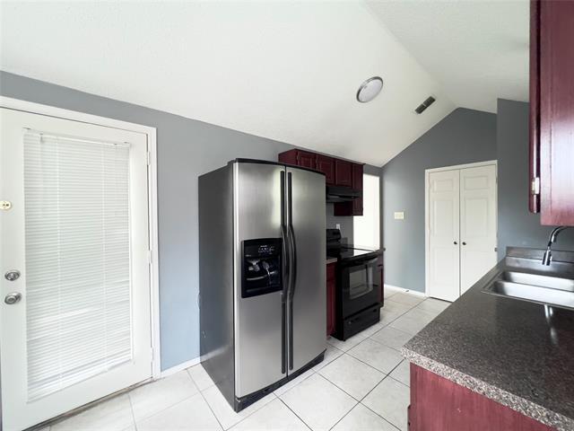 Building Photo - 1505 Shalain Dr