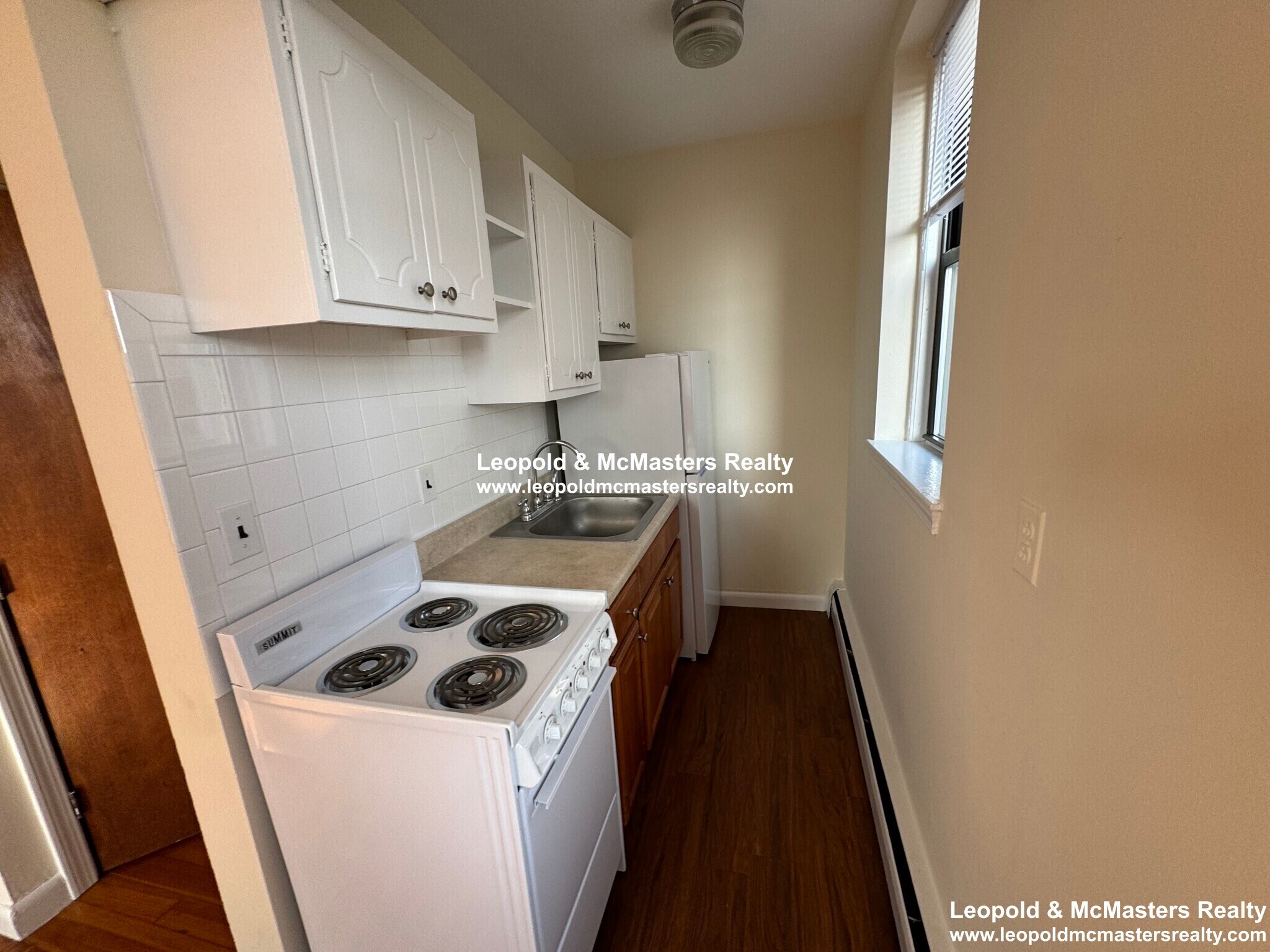 Building Photo - 75 Brighton Ave