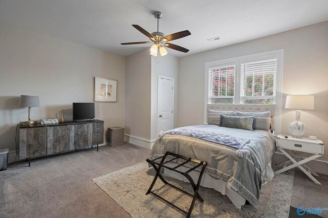 Building Photo - 4286 Sullivan St