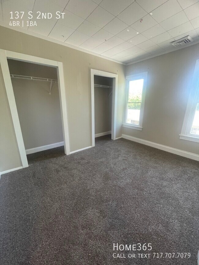 Great 4 bedroom home in Mt Wolf! 137 S Second St Mount Wolf PA 17347