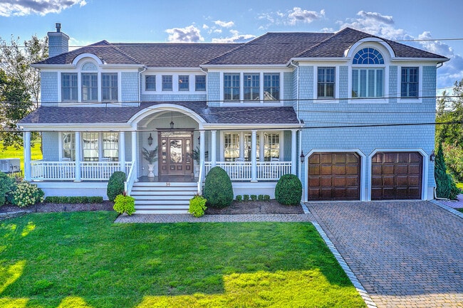 Building Photo - 30 Columbus Dr