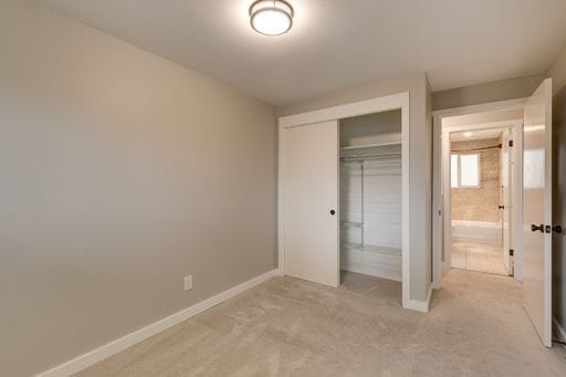 Building Photo - Newly Remodeled Rambler in Lynnwood with Giant Back Yard!