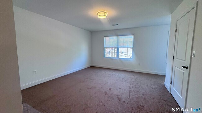 Building Photo - 44 Mettler St