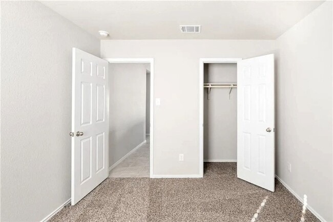 Building Photo - 1706 Jarma Dr
