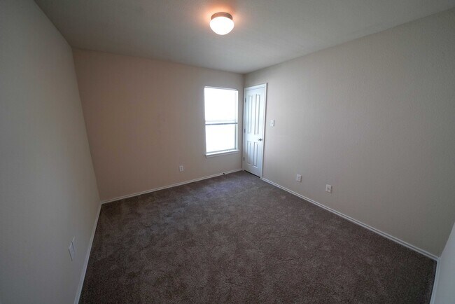 Building Photo - 5011 Braden Gate