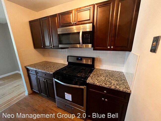 Building Photo - 2 br, 1 bath House - 6901-29 Valley Ave Un...