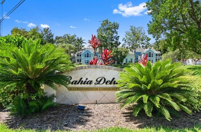 Building Photo - 1055 Crystal Way