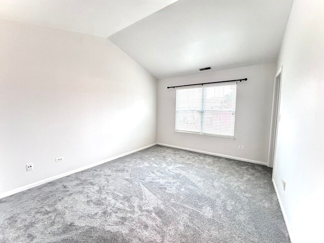 Building Photo - 2350 Sheehan Dr