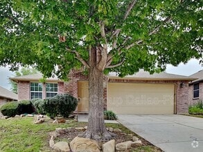 Building Photo - 10622 Midway Dr
