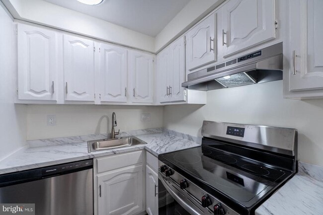 Building Photo - 200 Prince Frederick St