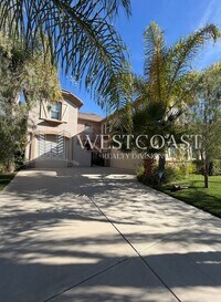 Building Photo - Spacious 5-Bedroom Luxury Home with 5.25 Baths in Temecula – Over 4,300 Sq Ft