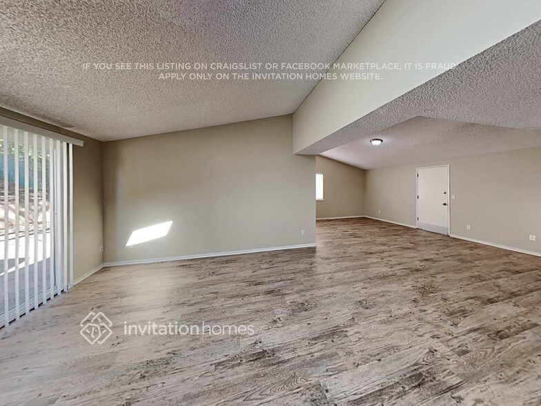 Building Photo - 28153 Haxton Dr
