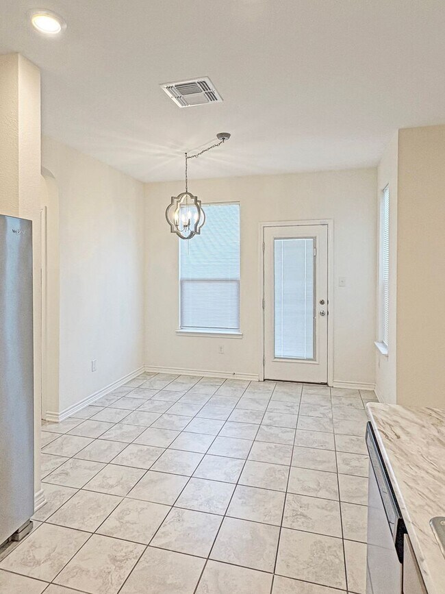 Building Photo - Contemporary Living in Seguin – Over 2,400...