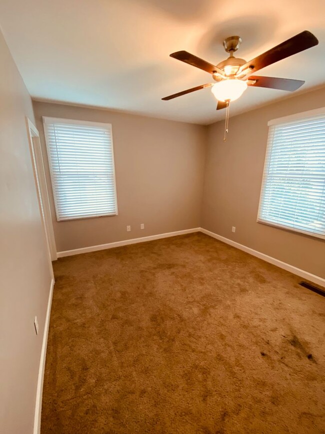 Building Photo - 3 bed 2.5 bath Condo in Germantown